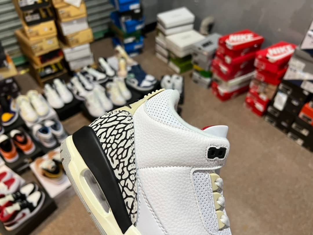 Jordan 3 Retro
White Cement Reimagined