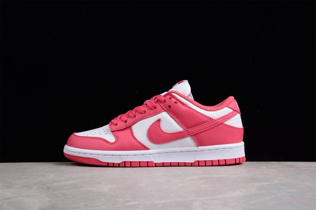 Nike Dunk Low ‘Archeo Pink’ Wmms