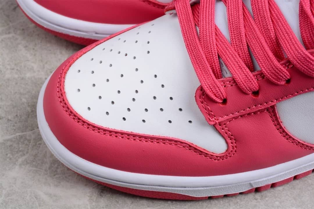 Nike Dunk Low ‘Archeo Pink’ Wmms