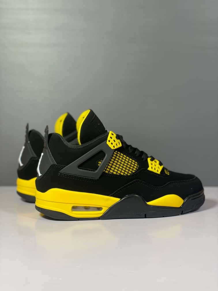 Nike Air Jordan Retro 4 Thunder Black Yellow