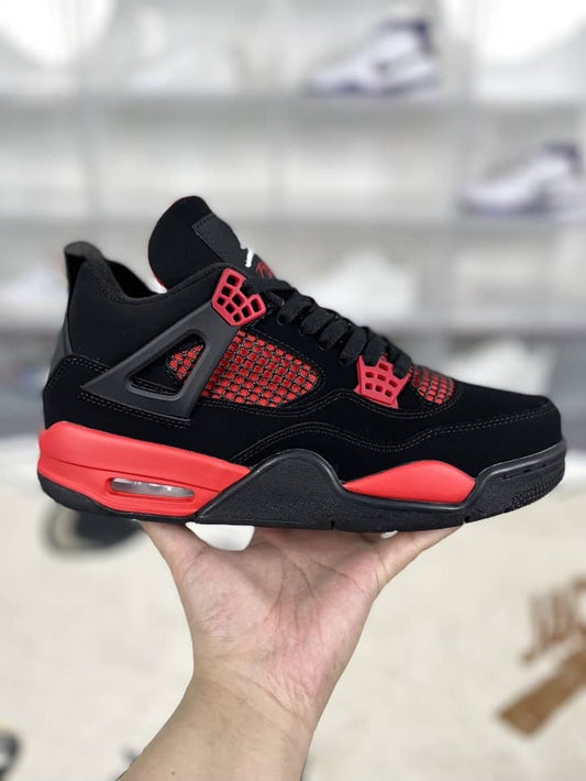 Jordan 4 Retro
Red Thunder