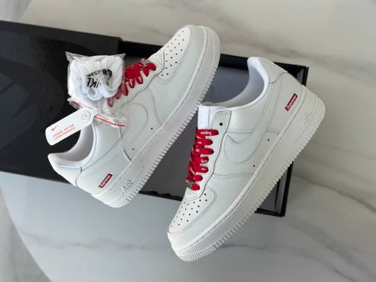 Nike - x Air Force 1 Low Supreme