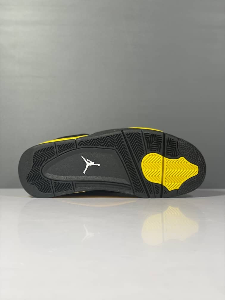 Nike Air Jordan Retro 4 Thunder Black Yellow